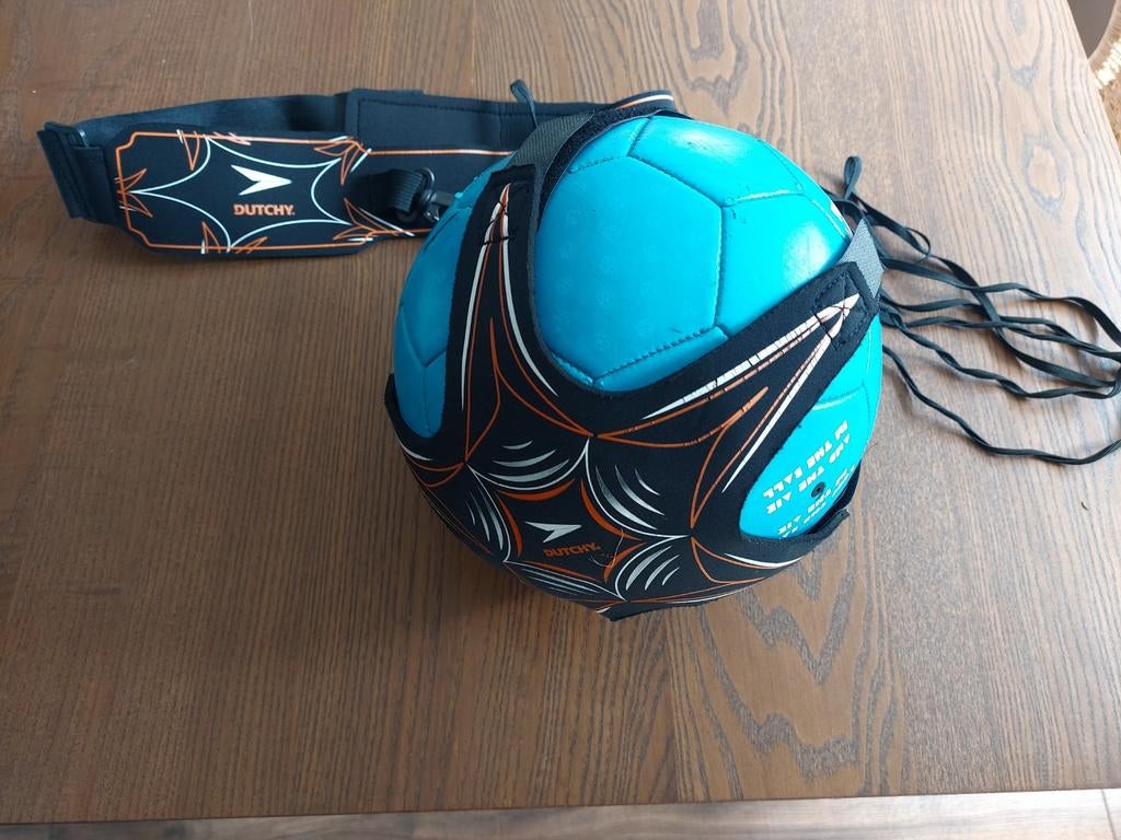 Dutchy Voetbaltrainer + Touzani Voetbal, Ophalen of Verzenden, Gebruikt