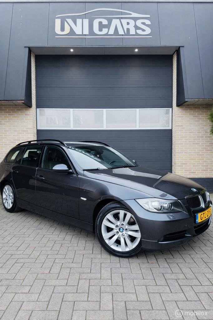 BMW 3-serie Touring 325xi High Executive |Automaat|Leer|Navi, Auto's, BMW, Bedrijf, Te koop, 3-Serie, 4x4, ABS, Airbags, Airconditioning