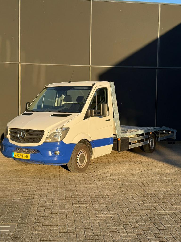 TE HUUR Oprijwagen takelwagen autotransporter autoambulance, Diensten en Vakmensen, Verhuur | Auto en Motor, Met chauffeur