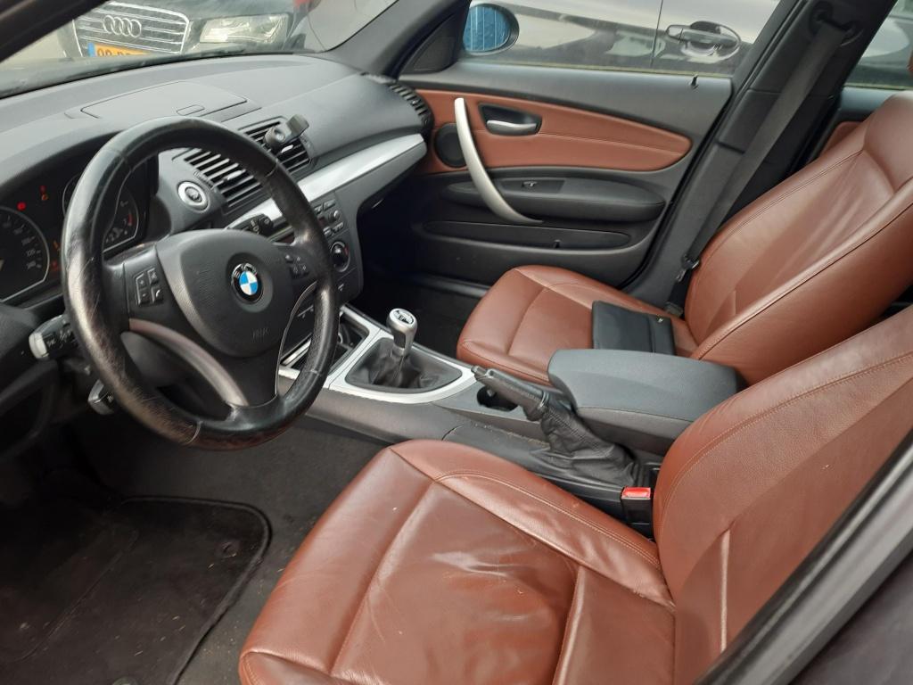 BMW 1-serie 118i Business Line Schuifdak/Leer MOTORPROBLEEM!, 1-Serie, Leder, Handgeschakeld, Elektrische ramen