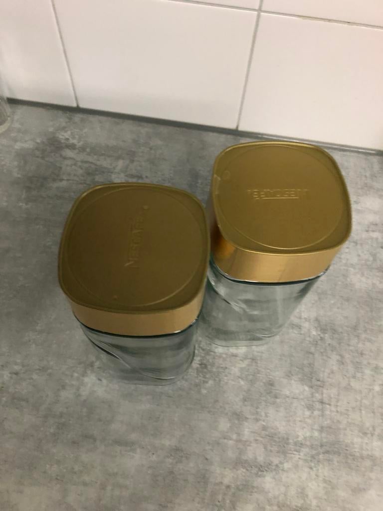 Chique Nescafe voorraadpotjes met gouden deksel, Glas, Goud, Ophalen of Verzenden, Zo goed als nieuw