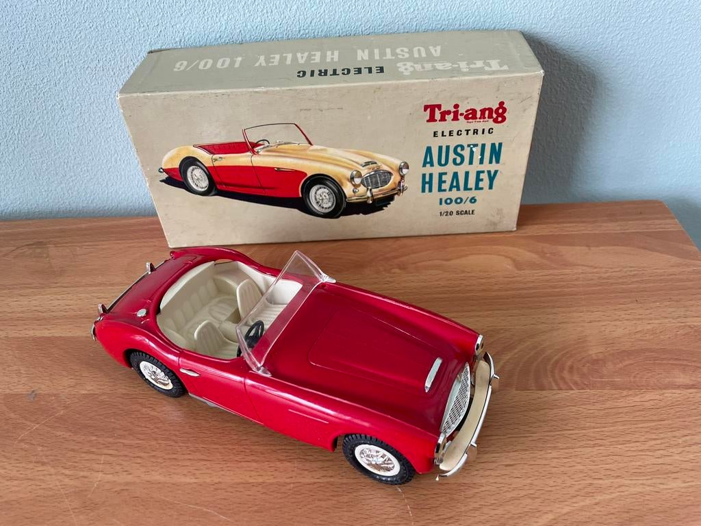 Austin healey 100-6 van Triang 1:20 met orig doos, Ophalen of Verzenden, Zo goed als nieuw, Overige merken