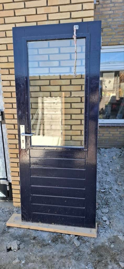 Hardhouten achterdeur linksdraaiend, Doe-het-zelf en Verbouw, Ophalen, Gebruikt, Buitendeur, 200 tot 215 cm