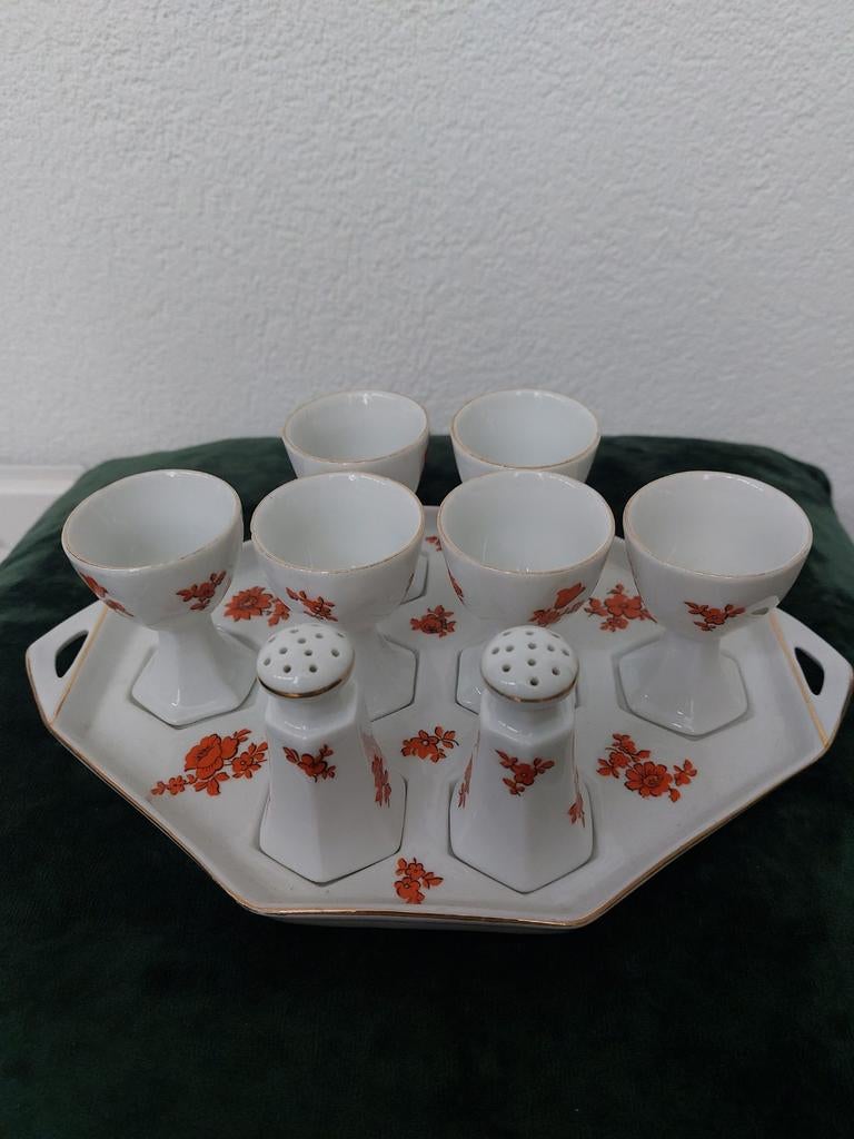 Vintage eierset met 6 eierhouders, schaal en peper en zout, Ophalen of Verzenden