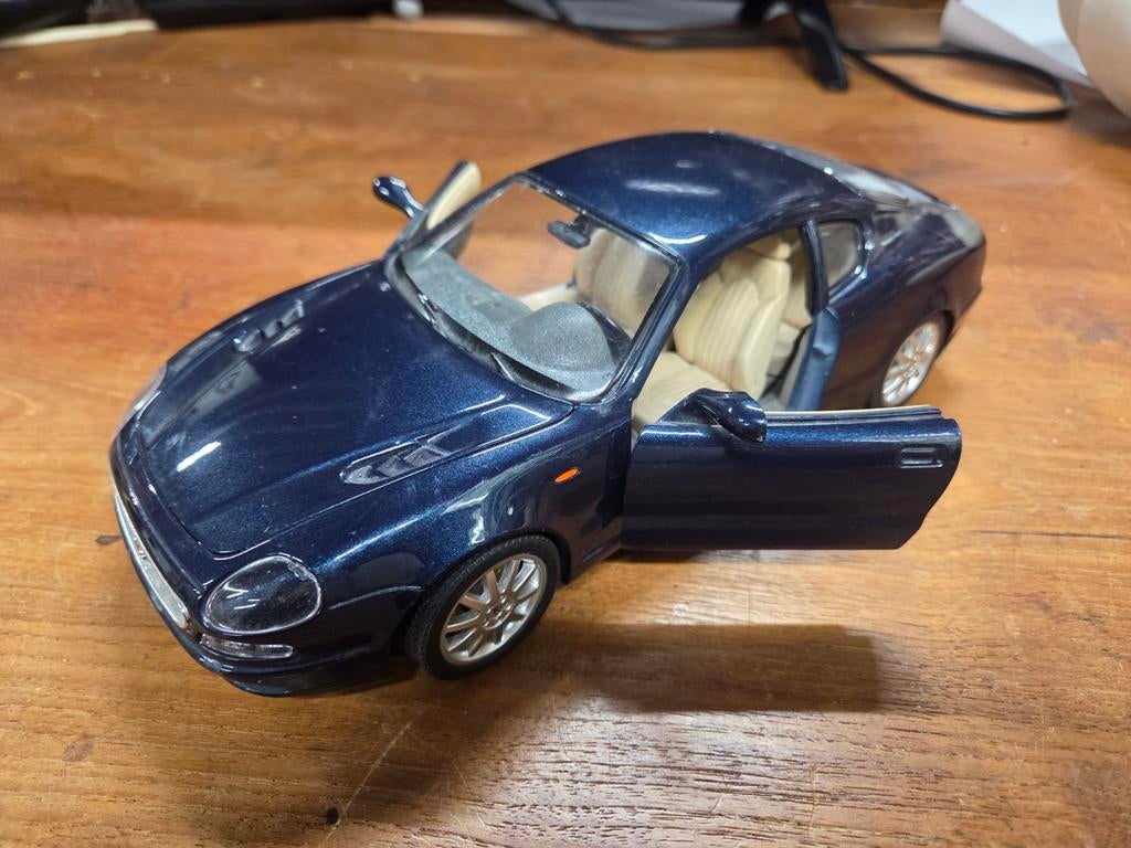 Maserati 3200 GT blauw 1998 bburago 1:18, Gebruikt, Auto, ., Ophalen of Verzenden