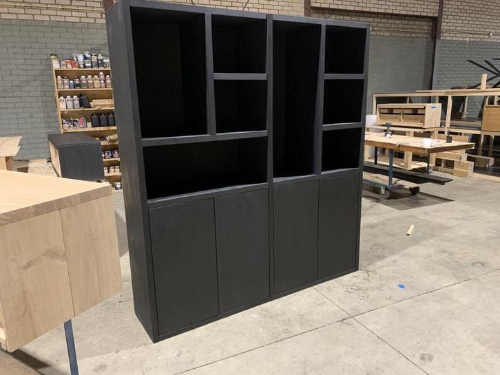 Vakkenkast eiken - OP MAAT, Huis en Inrichting, Kasten | Boekenkasten, Nieuw, 200 cm of meer, 200 cm of meer, 25 tot 50 cm, Met lade(s)