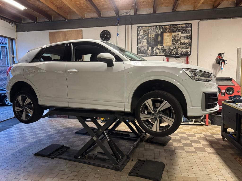 Originele Audi Q2 velgen met banden, Auto-onderdelen, Banden en Velgen, 18 inch, Gebruikt, Banden en Velgen, Ophalen of Verzenden