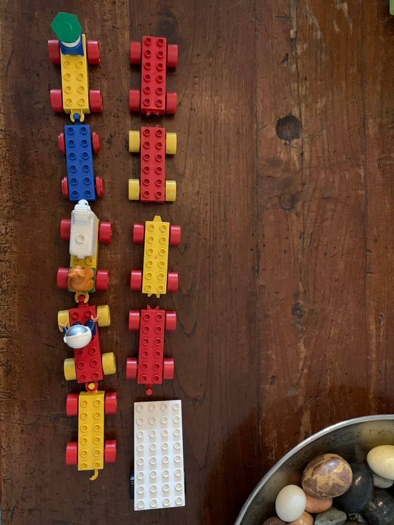 Partijtje LEGO Duplo in 2 mooie opbergboxen, Kinderen en Baby's, Speelgoed | Duplo en Lego, Ophalen of Verzenden, Gebruikt, Losse stenen