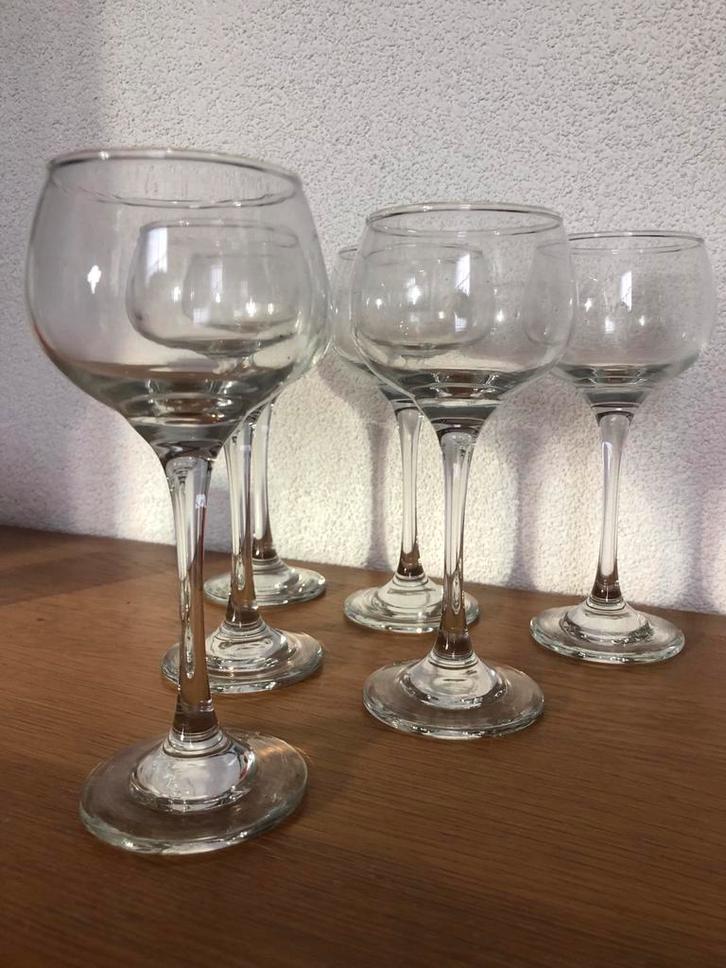 Set van 6 elegante likeurglaasjes, Antiek en Kunst, Antiek | Glas en Kristal, Ophalen of Verzenden