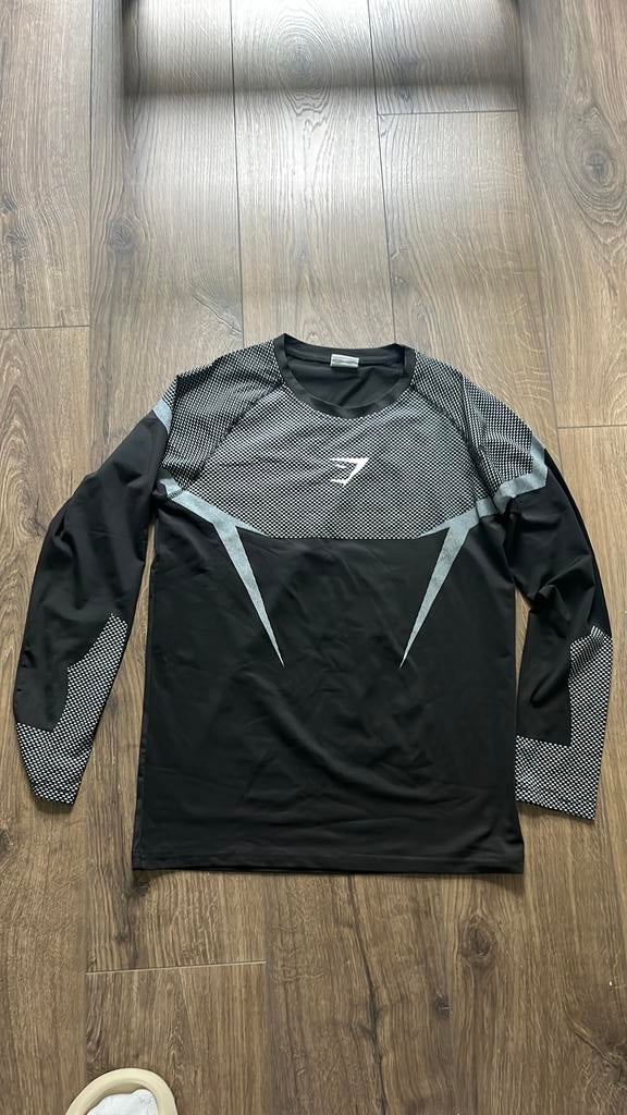 Gymshark onyx v5 longsleeve maat M, Kleding | Heren, Fitness, Maat 48/50 (M), Zwart, Nieuw