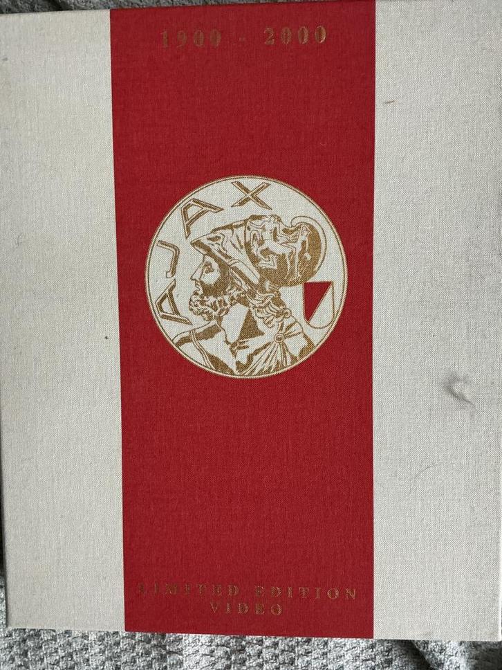 Ajax Limited box 1900-2000, Cd's en Dvd's, VHS | Film, Zo goed als nieuw, Overige genres, Alle leeftijden, Ophalen of Verzenden