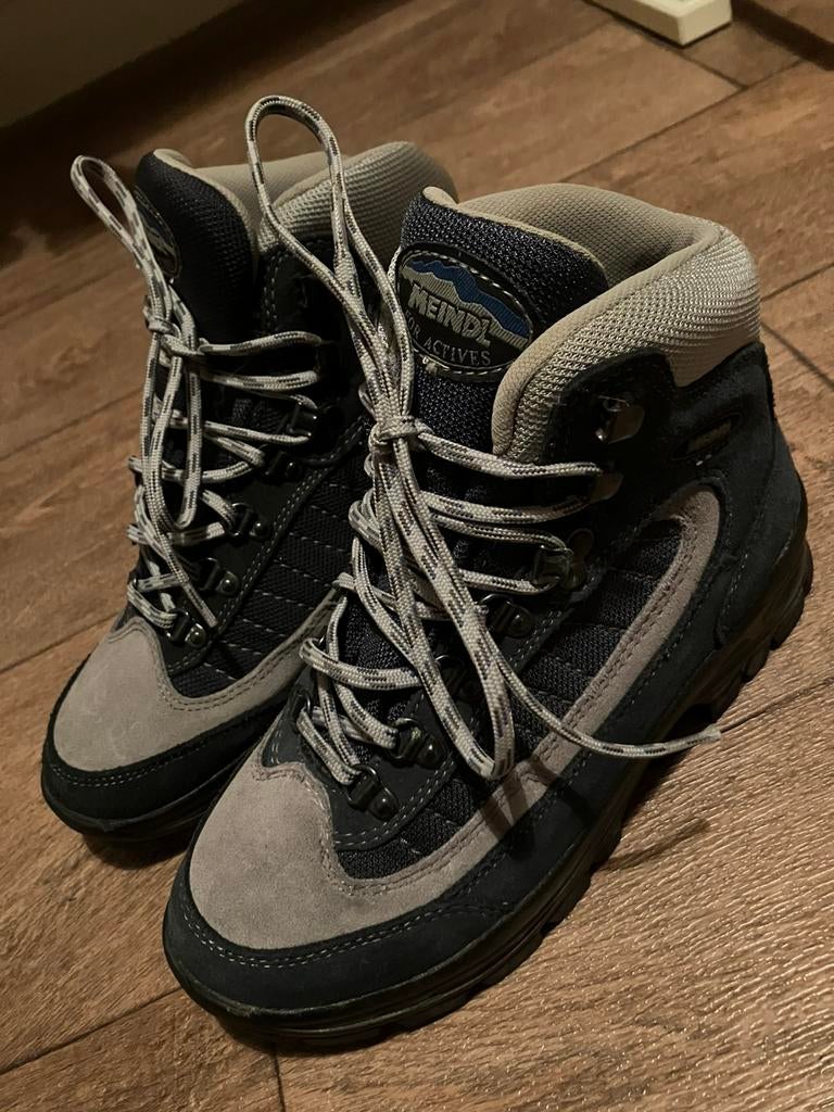 Meindl 37,5 verzolen, Ophalen of Verzenden, Zo goed als nieuw, Schoenen