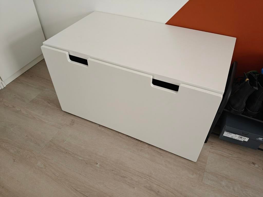 Smastad speelgoedkist met bankje., Ophalen, Gebruikt, Overige typen