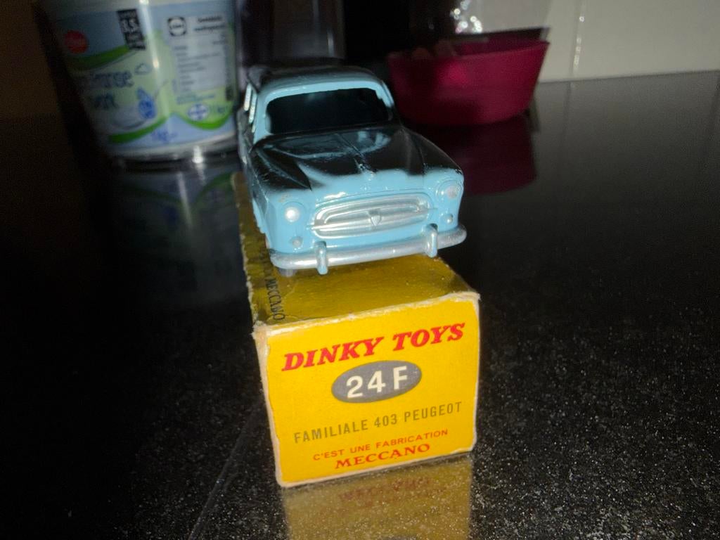 Dinky Toys Peugeot 403 Familiale - Nieuw met doos, Overige merken, Auto, G, Nieuw