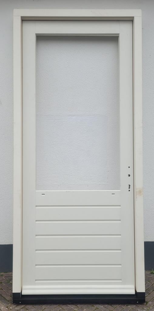 NIEUWE hardhouten buitendeur inclusief kozijn!, Deurkozijn, Nieuw, Inclusief glas, 225 cm of meer
