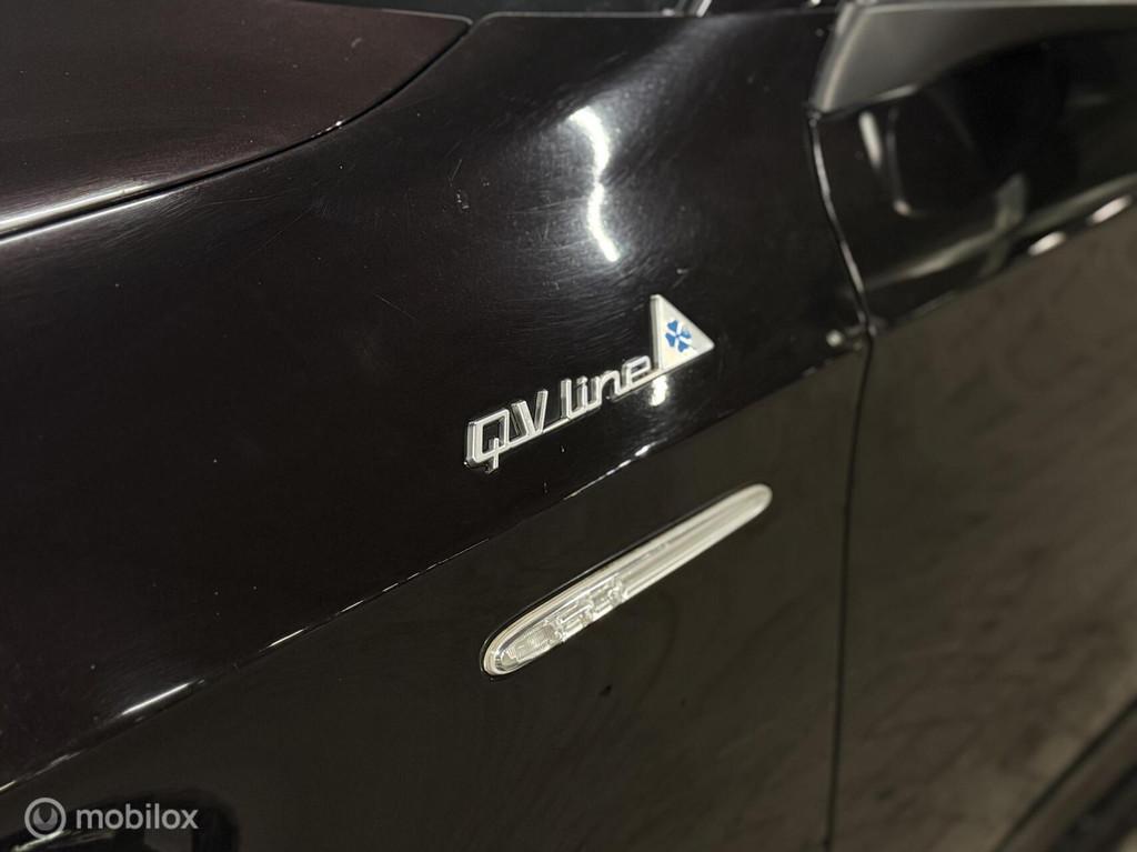 Alfa Romeo Giulietta 1.4 T Exclusive QV-Line Aut netjes!, Auto's, Euro 6, 4 cilinders, Zwart, Bedrijf