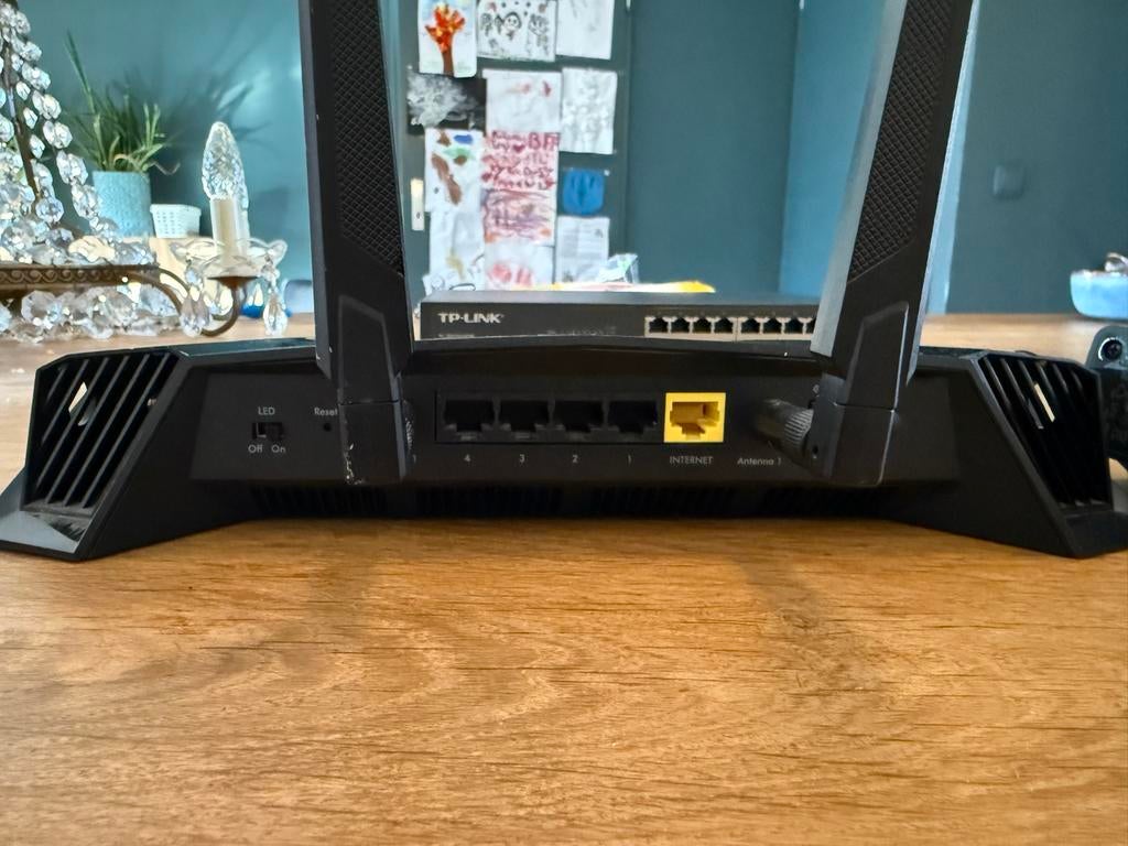 Netgear XR500 Router - Gaming Router, Ophalen of Verzenden, Zo goed als nieuw, Router