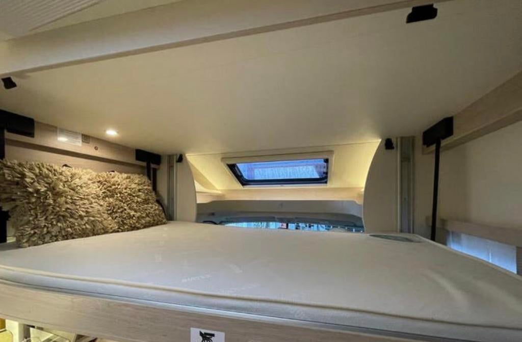 Caravans And Camping Nieuwstaat