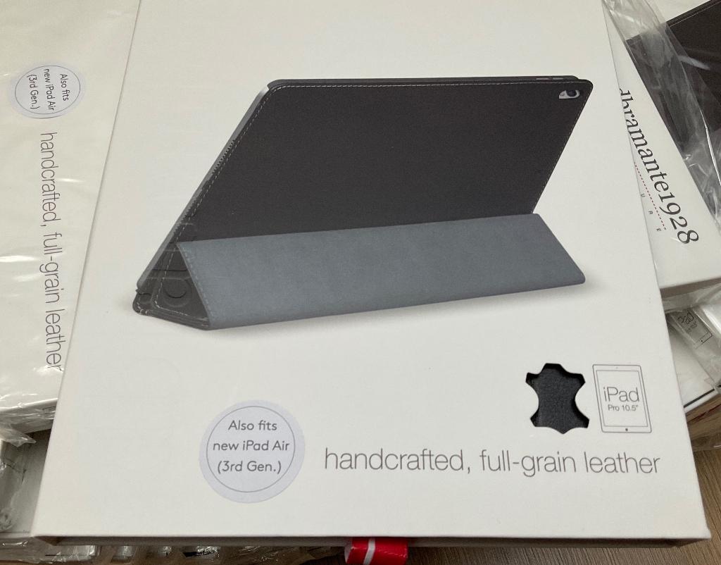 IPad Hoes Pro 10,5 of air 3rd Gen Zwart Leer dbramante1928, IPad Hoes Pro 10,5 of air 3rd Gen, Dbramante1928, Nieuw, Bescherming voor- en achterkant