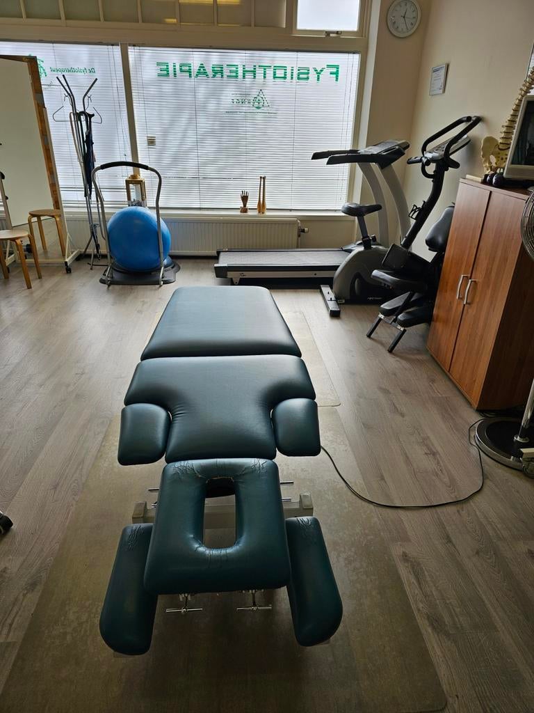 Behandelbank+andere apparatuur, Ophalen of Verzenden, Fitnessbank