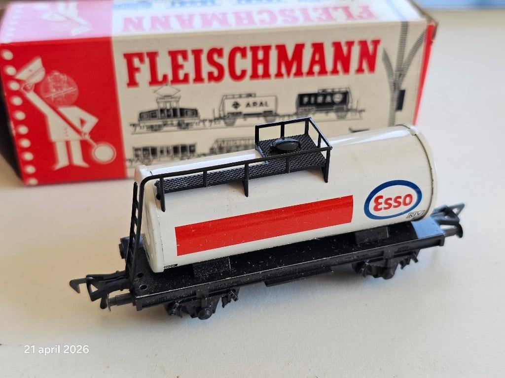 Modeltrein H0 Fleischmann 5030 esso ketelwagen, Gebruikt, Gelijkstroom, Fleischmann, Wagon