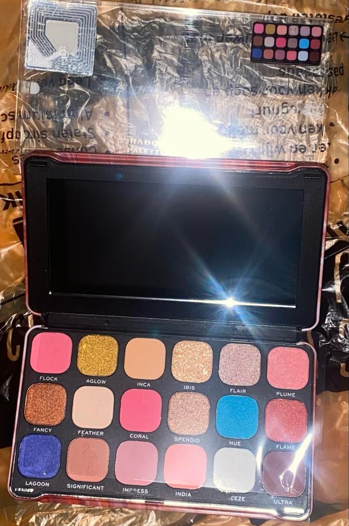 Nieuw Revolution Oogschaduw Palette - Flamingo Editie, Ophalen of Verzenden, Nieuw, Ogen, Make-up