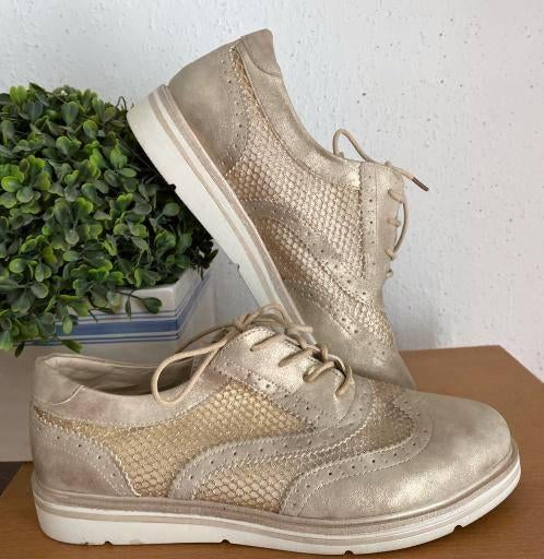 Lucky shoes schoenen maat 41, Kleding | Dames, Schoenen, Schoenen met lage hakken, Beige, Nieuw, Ophalen of Verzenden
