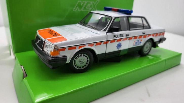 Volvo 240 GL Politie Nederland, Hobby en Vrije tijd, Modelauto's | 1:24, Nieuw, Welly, Ophalen of Verzenden