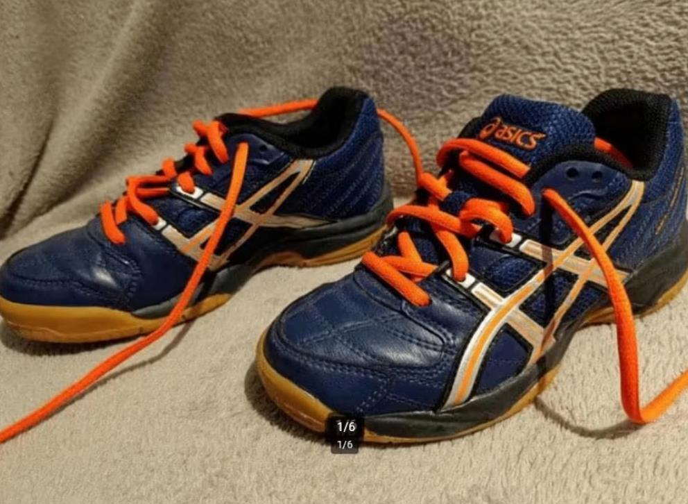 Asics gel squad zaalschoenen maat 32,5 (20cm), Gebruikt, Schoenen, Ophalen of Verzenden