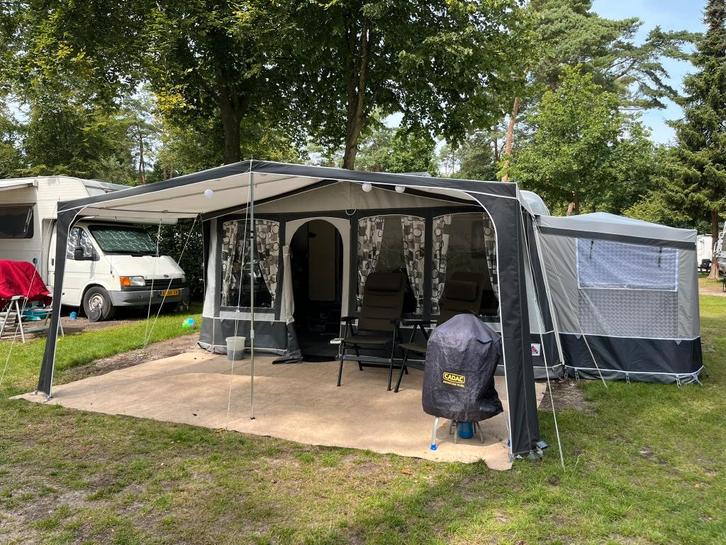 BURSTNER Ventana Avant 425ts mover/boiler, Caravans en Kamperen, Caravans, Particulier, tot en met 4, 750 - 1000 kg, Treinzit