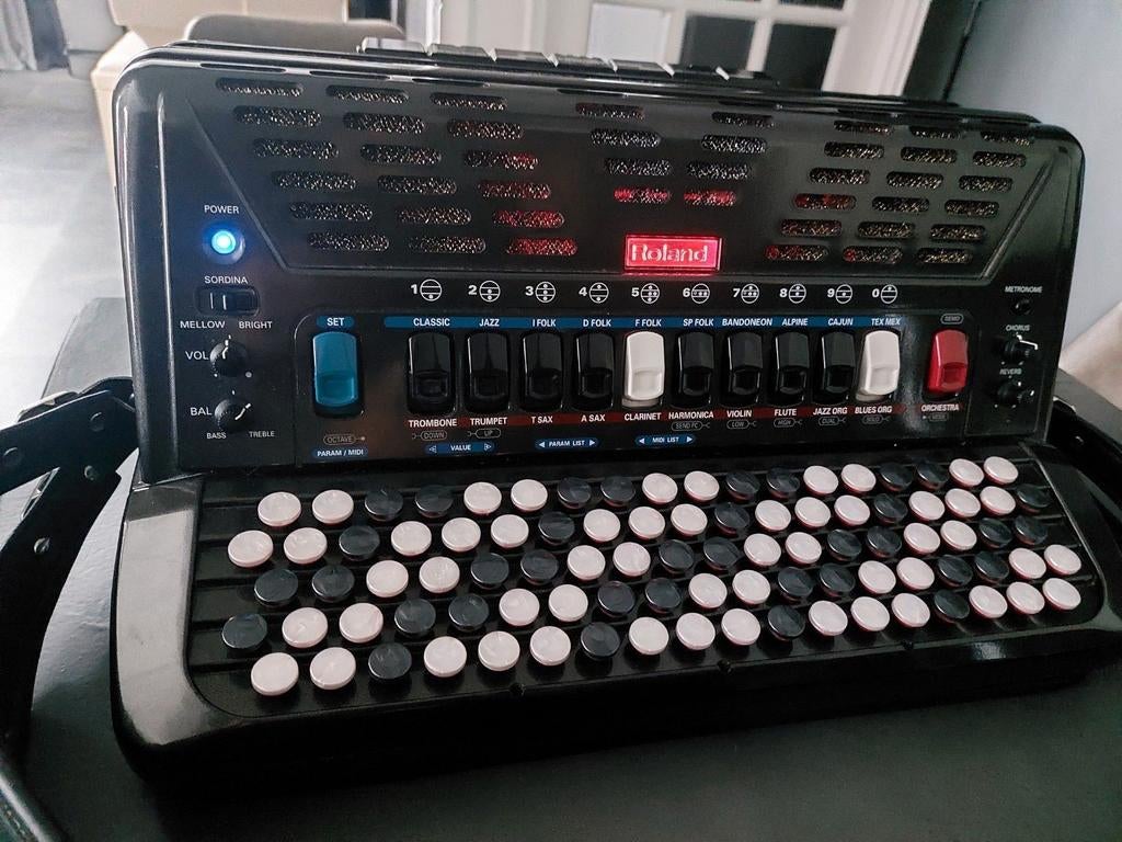 Roland FR-3SB Accordion - Digitaal Knoppenaccordeon, Muziek en Instrumenten, Accordeons, Overige merken, Gebruikt, Met riemen