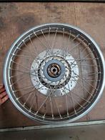Suzuki GT250 Schijfrem voorwiel, in zeer mooie staat., Motoren, Ophalen of Verzenden