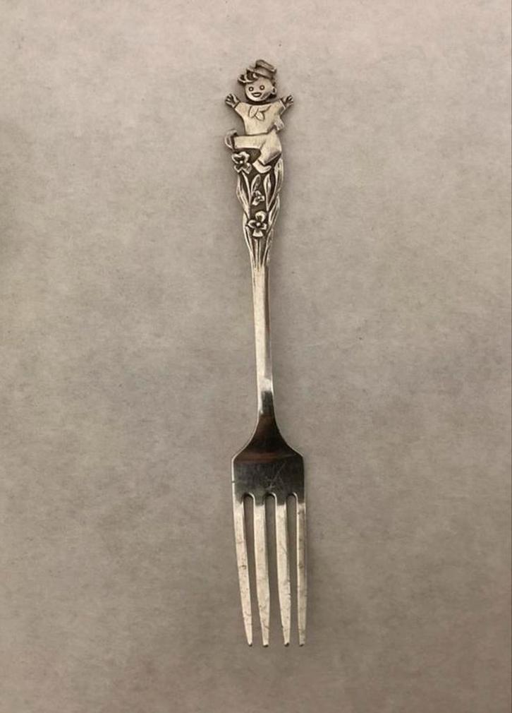 Verzilverde kindervork HH 90, Antiek en Kunst, Antiek | Bestek, Ophalen of Verzenden