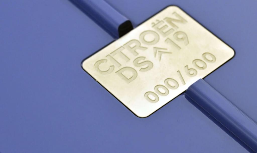 Citroen DS 19 1959 Blauw paars schaal 1/12 NOREV ref. 121569, Hobby en Vrije tijd, Modelauto's | 1:5 tot 1:12, Verzenden, Nieuw