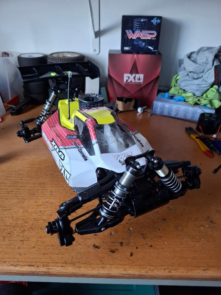 Xray XB8 nitro buggy, Gebruikt, Auto offroad, Ophalen of Verzenden, Nitro