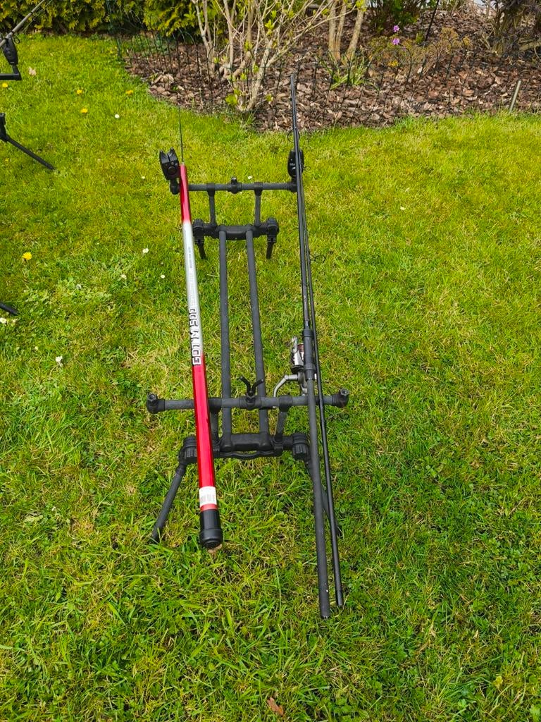 Roadpot met 2 hengels, Ophalen, Werphengel