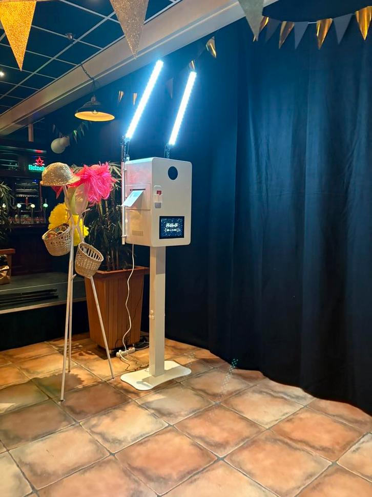 Photobooth te huur, Hobby en Vrije tijd, Feestartikelen, Zo goed als nieuw, Verjaardag, Ophalen of Verzenden