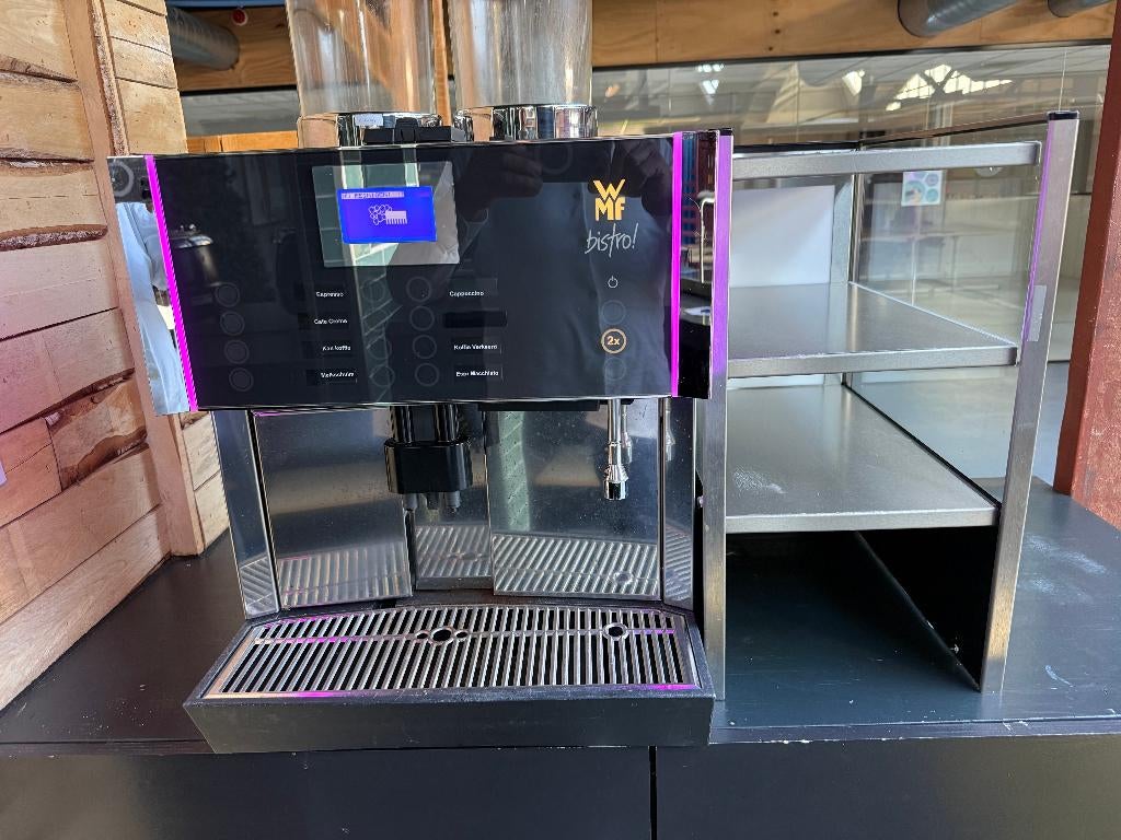 WMF bistro, Witgoed en Apparatuur, Koffiezetapparaten, Ophalen, 10 kopjes of meer, Koffiemachine, Koffiebonen