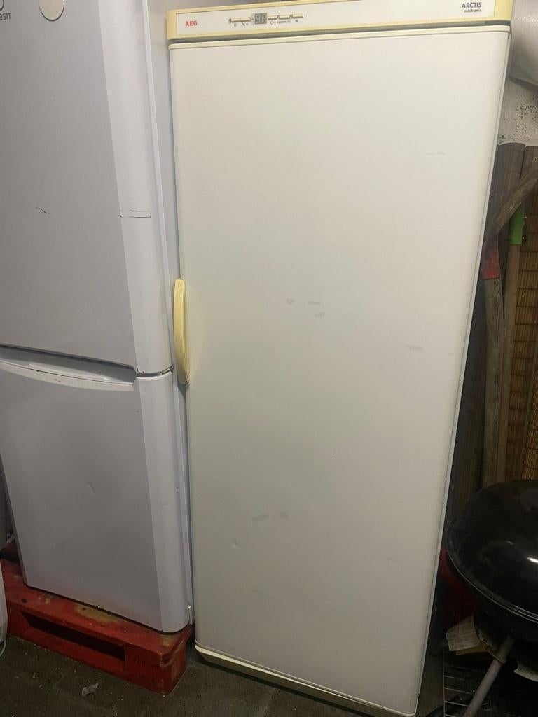 Diepvrieskast, Gebruikt, Minder dan 60 cm, Vrijstaand, Ophalen