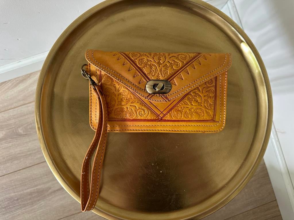 Marokkaanse lederen portemonnee met polsband 20x11cm, Overige merken, Bruin, Nieuw, Ophalen of Verzenden