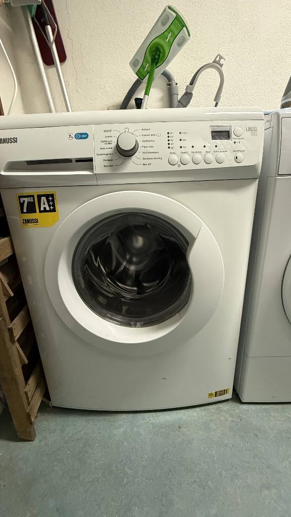 Zanussi Lindo 100 wasmachine, Witgoed en Apparatuur, Wasmachines, Gebruikt, Voorlader, 6 tot 8 kg, 85 tot 90 cm, 1200 tot 1600 toeren