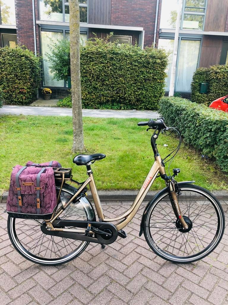 Stella Copenhague elektrische fiets nieuwstaat met 2 accu’s, Ophalen, Zo goed als nieuw, 50 km per accu of meer