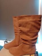 Laarzen maat 43 (nieuw), Kleding | Dames, Schoenen, Hoge laarzen, Beige, Nieuw, Ophalen of Verzenden
