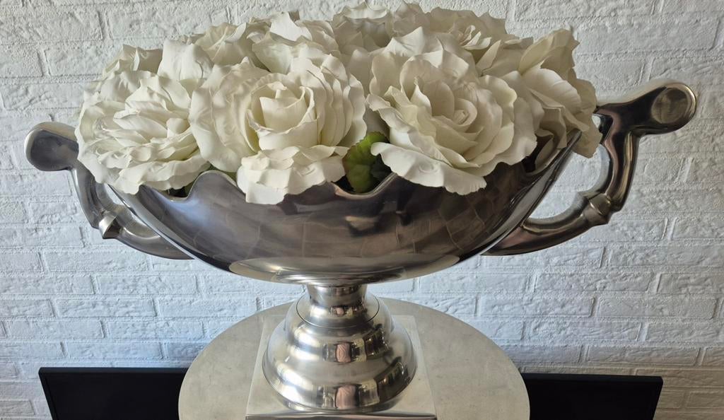 Bloempot zilver chrome, Huis en Inrichting, Ophalen, Overige kleuren, Overige materialen, Minder dan 50 cm