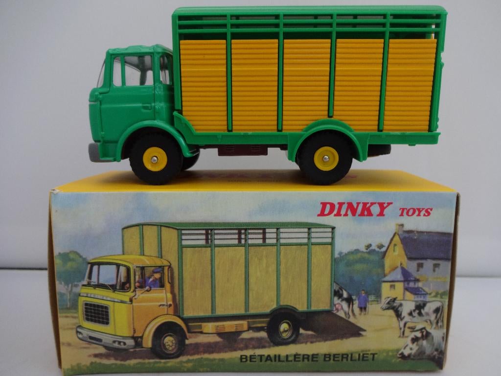 Dinky Toys boîte repro 556 citroen ID 19 ambulance