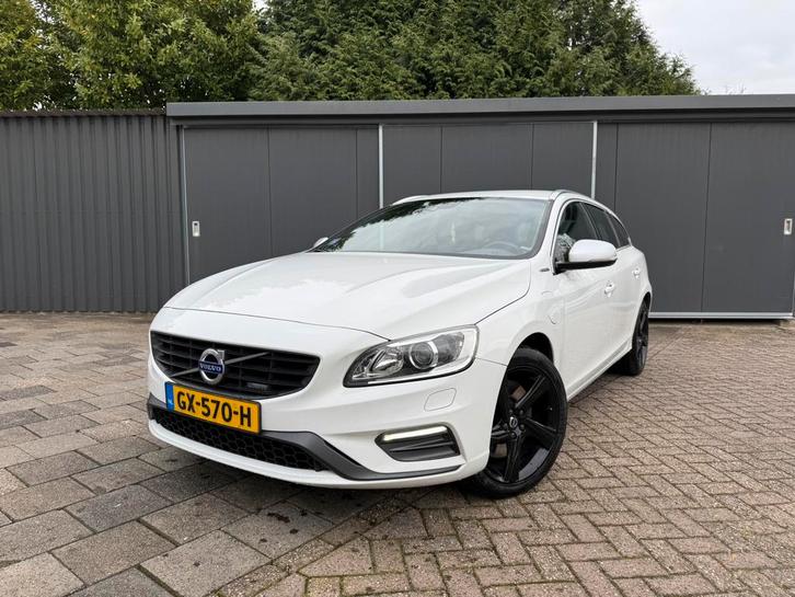 Volvo V60 D6 268PK Plug-in Hybrid 2015 Wit, Auto's, Volvo, Particulier, V60, Airconditioning, Bluetooth, Boordcomputer, Centrale vergrendeling