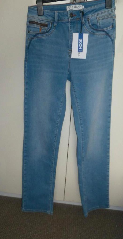 Jeans Dames blauw straight leg maat32+kaartje lengte27 Pulz, Ophalen of Verzenden, Nieuw, Blauw, W30 - W32 (confectie 38/40)