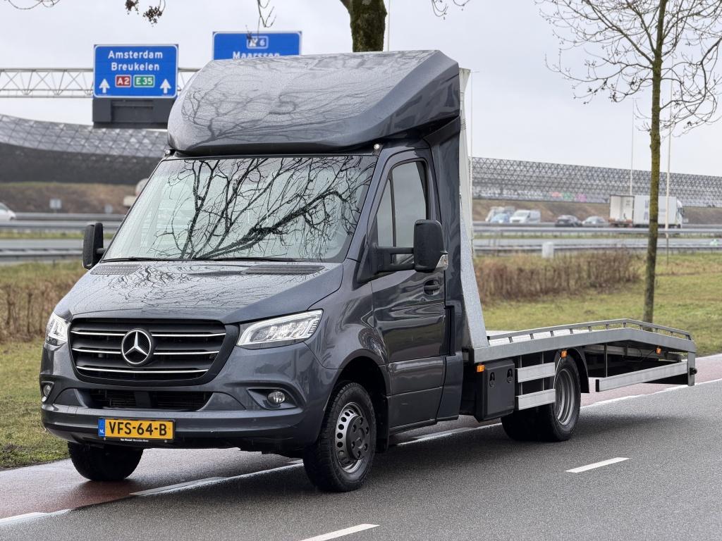 Mercedes-Benz Sprinter 519 3.0 CDI V6 Luchtvering Oprijwagen, Auto's, Bestelauto's, Automaat, Metallic lak, Stof, Gebruikt