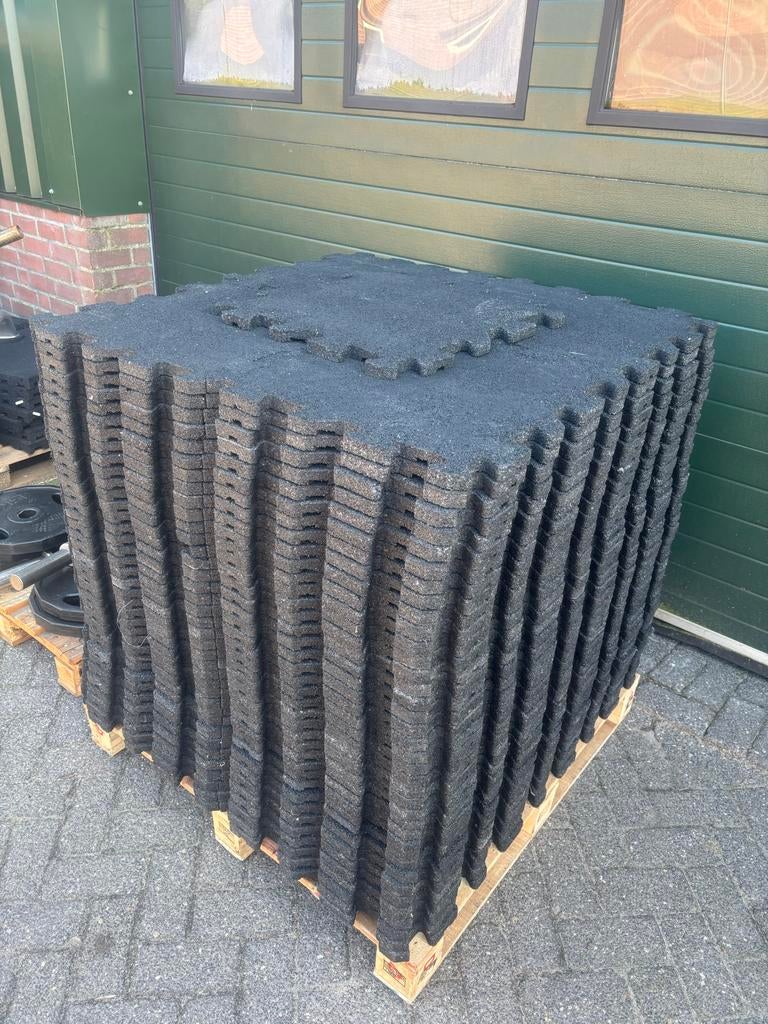 37 m2 rubber puzzeltegels 2 cm dik, Ophalen, Gebruikt, Idk, Idk
