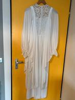 Bruidsjurk wit, Ophalen, Gedragen, Wit, Trouwjurk